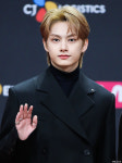 세븐틴 준 `멋진 손인사` [MK포토]