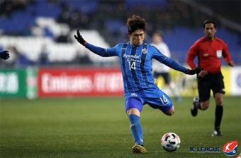 유럽 진출 추진하던 이동경, 울산현대 잔류…2023년까지 재계약