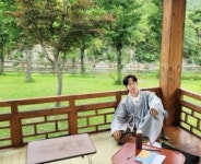 허경환, 전생은 양반집 도련님? 한복 찰떡 소화 [똑똑SNS]