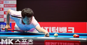 홍진표 신중한 샷 [MK포토]