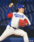 대한민국 선발투수 원태인 [MK포토]