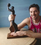 NBA “토니 쿠코치, 시대를 앞서간 농구 전설”