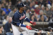 MLB 가을잔치에 찾아온 코로나19...호르헤 솔레어 이탈