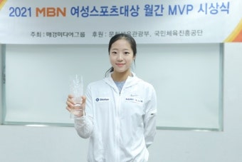 ‘女탁구 차세대 에이스’ 신유빈, MBN 여성스포츠대상 10월 MVP 수상