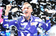 레펜스 내가 최고야! [MK포토]