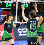 한미르 1세트 승리 가져온 서브에이스 [MK포토]