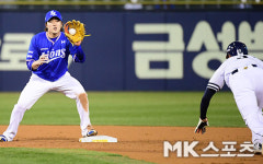 오선진 볼은 이미 들어왔어 [MK포토]