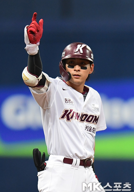 이정후, 2루타 부문에서 MLB 선두로 뛰어 올라 현지 주목!
