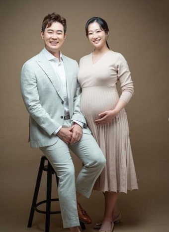 김민정조충현 오늘(16일) 득녀 “산모·아이 모두 건강”[공식]
