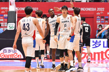 믿었던 한국마저…亞 3강, 역사상 첫 동반 8강 탈락