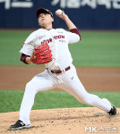 1109일 만에 KS 선발…이승호, 안우진 빈자리 확실히 채웠다 [KS4]