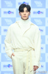 위앤유 지성환 ‘빠져드는 눈빛’ [MK포토]