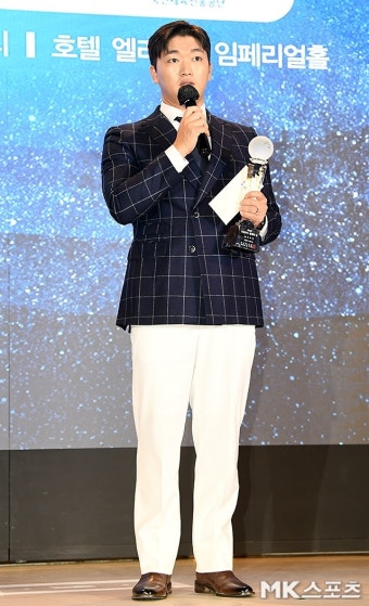 日 감독 극찬받은 고우석 “방심하지 않고 노력하겠다”