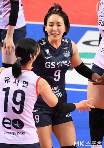 ‘2024-25시즌 1R 지명권 교환’ 국대 리베로 오지영, ‘16연패’ 페퍼저축은행으로 간다