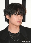 BTS 뷔, 칸 영화제 뜬다…‘열애설’ 제니와 동반 참석? [MK★이슈]