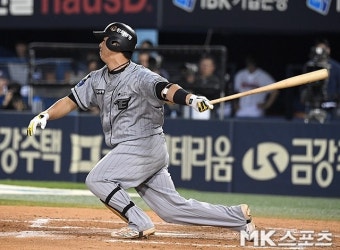 “최정 선배 보고 많이 배워요” 한화 AG 국대 23세 거포의 진심, 홈런왕 경쟁보다 중요한 건 ‘꾸준함’