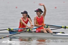 항저우 AG 첫 金 나왔다! 주인공은 중국 쩌우자치-추슈핑, 조정서 우즈벡-인네 제치고 금메달 [MK항저우]
