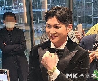 “2등의 품격 위해 뒤늦게 결정” 박찬호 GG 참석에 오지환도 “멋있다” 화답 [MK 골든글러브]