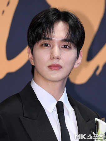 ‘어느덧 데뷔 24년차’ 유승호, 가슴 뛰는 훈훈 비주얼