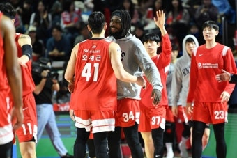 ‘워니 맹활약’ SK, 정관장전 7연승 질주…5연패 탈출+3위 수성