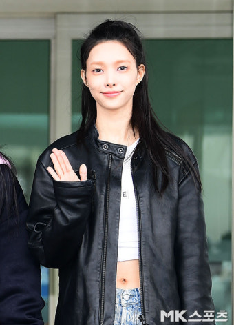 아일릿 윤아 ‘청순 요정’