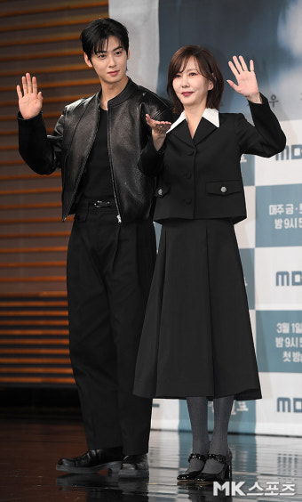 차은우-김남주 ‘원더풀 월드 기대하세요’