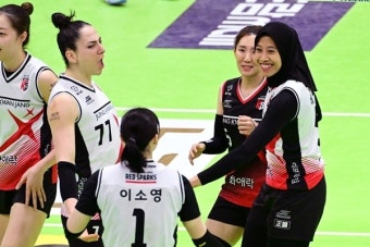 메가-지아 원투펀치 60점→승승승승승승 질주…잘나가는 정관장, ‘모마 44점’ 1위 현대건설도 꺾었다 ‘PO 직행 눈앞’(종합)