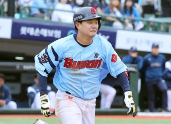 명장 데려왔는데 ‘1승 6패’ 시작부터 대위기…내야 못 만족한 롯데, 캠프부터 이미 트레이드 물색 시작