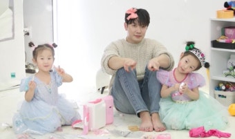 ‘슈돌’ 합류한 최민환, 맞춤형 육아 척척…쌍둥이 애교에 ‘사르르’