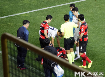 ‘신광훈·조르지의 부상’ 박태하 감독의 한숨 “조금 더 지켜봐야겠지만...” [MK포항]
