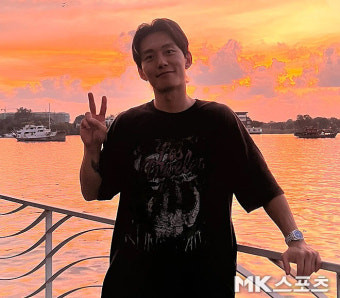 “슈퍼스타 성용이의 삶이 이런 거구나 싶어” 어딜 가나 사진 요청받는 ‘구리 메시’ 고광민 근황 “축구도 삶도 행복합니다” [이근승의...