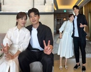한혜진, ‘결혼기념일 11주년’ 축하! 기성용과 신혼 같은 셔츠 원피스-블랙셔츠 시밀러룩