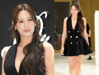 수현, 잠실에 뜬 핫걸! 너무 짧은 미니원피스 입고 ‘분위기 후끈’