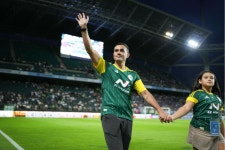 9년 만에 돌아온 레전드, 못말리는 ‘전북사랑’…“당장 경기장에 뛰어 들어가고 싶어” [MK전주]