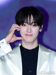 아스트로 윤산하 ‘멋진 볼하트’ [MK포토]