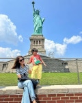 이시영, 아들과 뉴욕여행! 줄무늬티셔츠 청바지 입고 ‘자유의 여신상’ 만끽