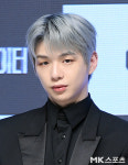 강다니엘 ‘강렬한 눈빛 카리스마’ [MK포토]