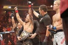 일본 최고 기자 “아사쿠라, UFC에 라이진 알려” [인터뷰]