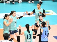 ‘16년 만에 새역사!’ 최다 연승 갈아치운 정관장, GS칼텍스 꺾고 ‘9연승’ 행진…‘메가 33점 폭격’ 접전 끝 3-2 승 [MK장충]