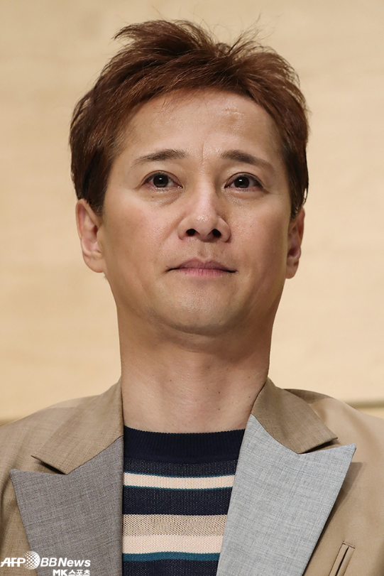 스마프 전 리더 나카이 마사히로, 성상납 의혹에 의한 연예계 은퇴 선언