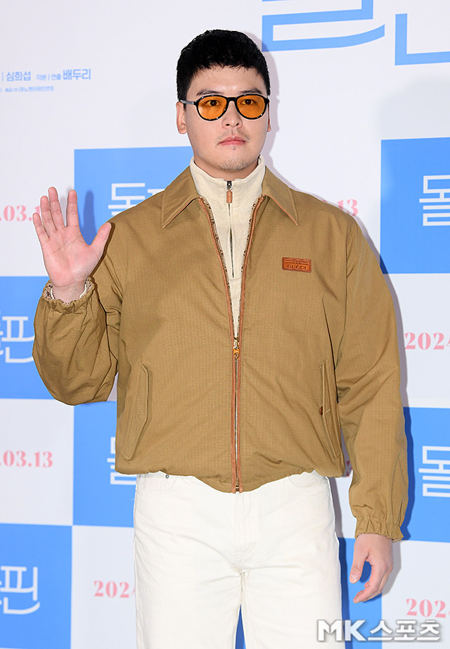 연예인 이장우, 결혼식 앞두고 전현무에게 주례 부탁하며 감회에 젖어 웃음 자아내려 - 팜유 세미나 추억 회상
