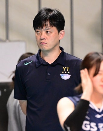 ‘도로공사전 4연패’…“4번 이겼으니 그만 이겼으면 좋겠다” 승리 목마른 GS칼텍스 이영택 감독 [MK현장]