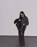 금새록, 이렇게 마르고 예뻤어? 니트가 헐렁! ‘168cm 49kg’ 아이코닉 룩