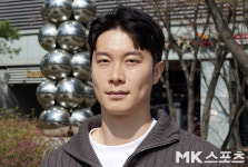 ‘불법 스포츠 도박’ 누명으로 강제 은퇴할 뻔한 김재봉의 눈물 “그땐 다 포기하고 싶었다” [이근승의 믹스트존]