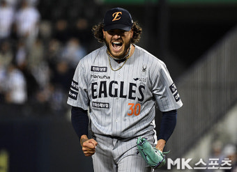 6승 ERA 1.70 찢었다! 한화의 기적 폰세, 3~4월 월간 MVP 선정
