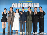 영화 ‘하이파이브’ 제작보고회 단체 포토타임 [MK포토]