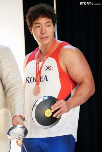 태원석, 압도적인 피지컬…‘굿보이’ 강력특수팀 경장으로 컴백
