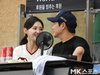 배성재김다영 ‘사랑의 눈빛 교환’ [MK포토]
