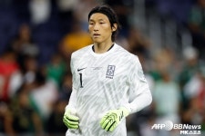 ‘빛현우’ 독주? ‘벤투의 GK’ 김승규가 돌아왔다! 멕시코전서 빛난 환상 선방쇼…홍명보 心 누가 잡나