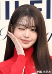 장원영, “AI도 못 만들어”…비현실적 살구빛 미모에 현실 멈췄다